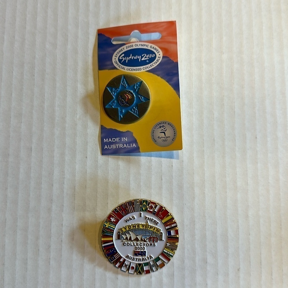 Set of 2 Sydney Australia Olympic Games 2000 collectors pins one is NWT